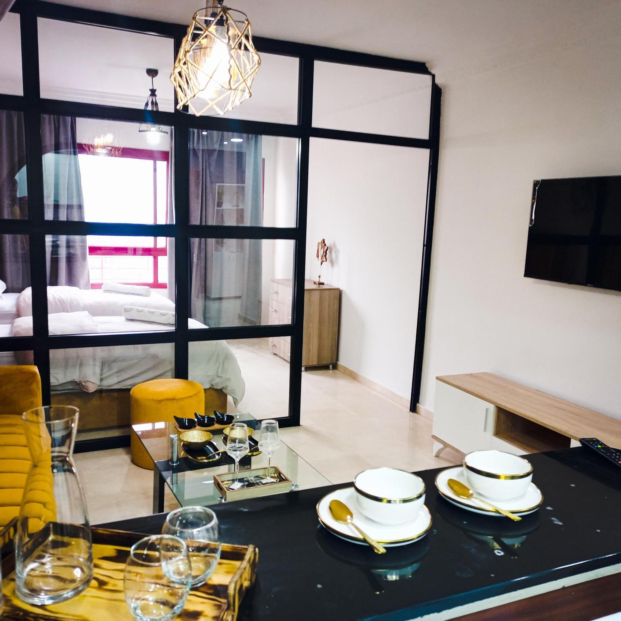 Nouveau Appartement Au Plein Centre Ville En Face Hilton & La Gare De Train Tgv M2 Танжер Экстерьер фото
